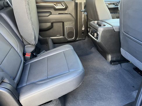 Used 2025 GMC Sierra 1500 Elevation w/ Elevation Premium Package image 18