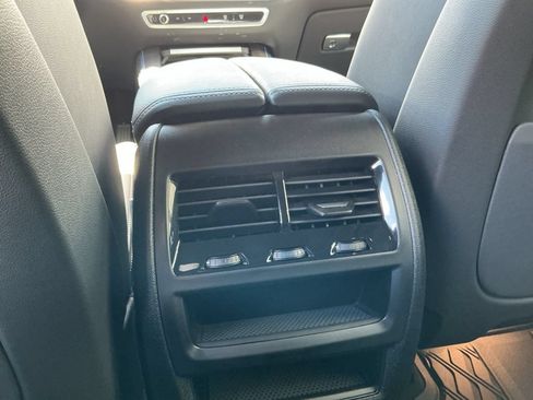 New 2026 BMW X5 xDrive50e w/ Executive Package AWD/4WD image 13