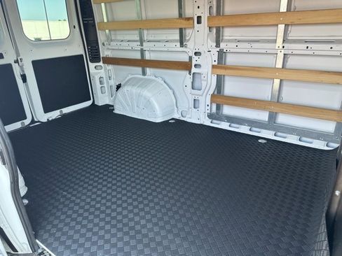 Used 2023 RAM ProMaster 2500 image 18