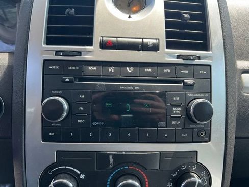 Used 2008 Chrysler 300 Touring w/ Comfort/Convenience Group RWD image 16