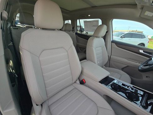 New 2026 Volkswagen Atlas SEL AWD/4WD image 13
