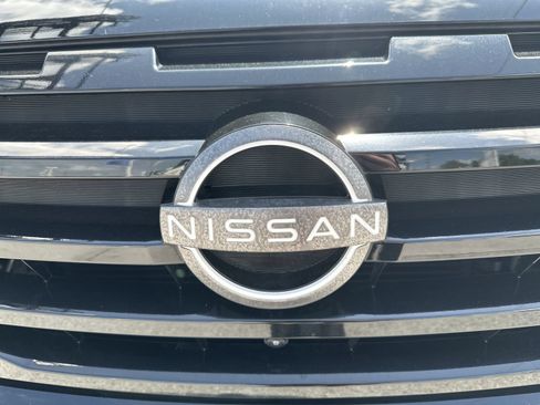Used 2024 Nissan Pathfinder SL w/ SL Premium Package FWD image 28