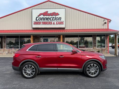 Used 2016 Lincoln MKX Reserve w/ Technology Package AWD/4WD image 3