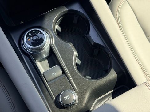 New 2026 Ford Explorer Active RWD image 23