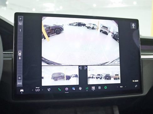 Used 2022 Tesla Model X Plaid AWD/4WD image 18