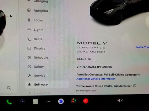Used 2023 Tesla Model Y AWD image 14