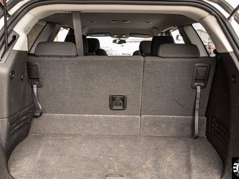 Used 2013 Chevrolet Traverse LT image 33