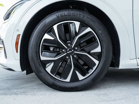 Used 2023 Kia EV6 GT-Line image 30