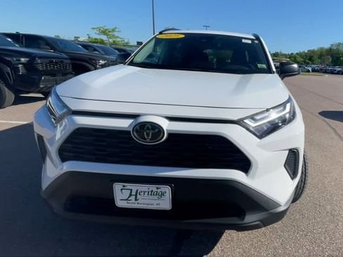Certified 2025 Toyota RAV4 LE AWD/4WD image 7