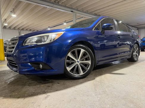 Used 2017 Subaru Legacy 2.5i Limited AWD/4WD image 2
