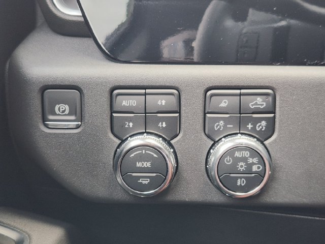 Used 2025 GMC Sierra 1500 Elevation w/ Elevation Premium Package AWD/4WD image 20