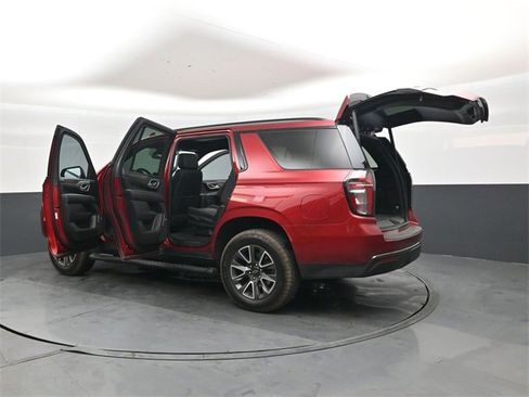 Used 2022 Chevrolet Tahoe Z71 w/ Luxury Package image 49