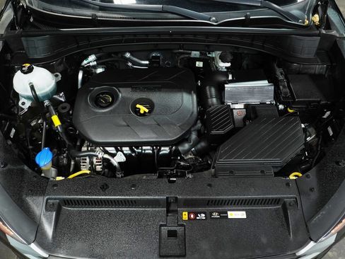 Used 2019 Hyundai Tucson SE AWD/4WD image 9