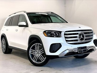 New 2026 Mercedes-Benz GLS 450 4MATIC
