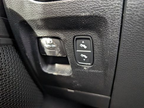 New 2026 RAM 1500 4x4 Crew Cab image 36