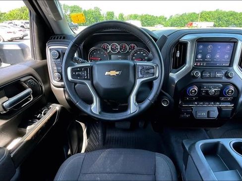 Used 2023 Chevrolet Silverado 2500 LT w/ Convenience Package AWD/4WD image 9