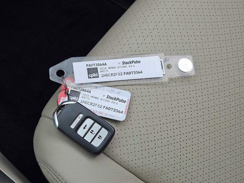 Used 2015 Honda Accord EX-L image 33