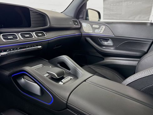 New 2026 Mercedes-Benz GLS 450 4MATIC image 26