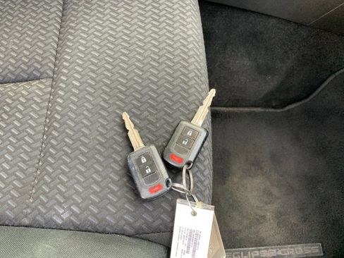 Used 2023 Mitsubishi Eclipse Cross ES AWD/4WD image 9