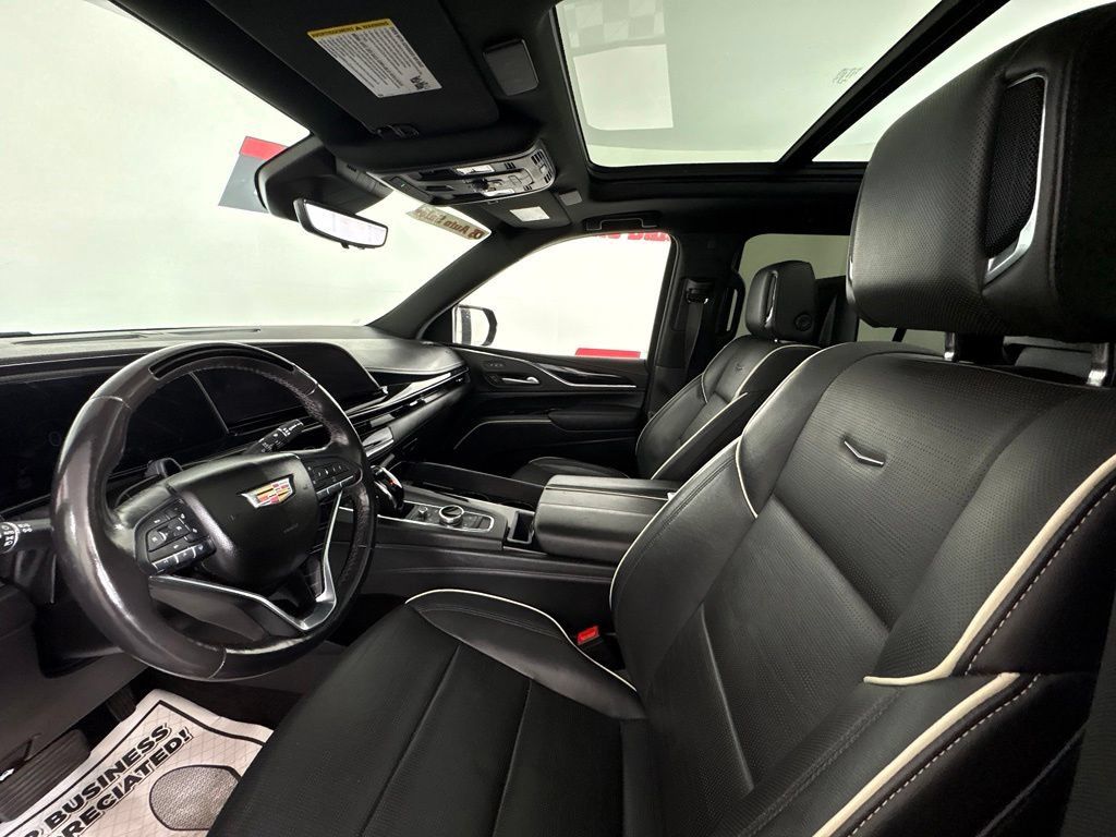 Used 2023 Cadillac Escalade Sport AWD/4WD image 10