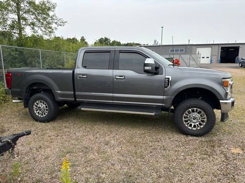 Certified 2022 Ford F250 Lariat w/ Chrome Package AWD/4WD image 12