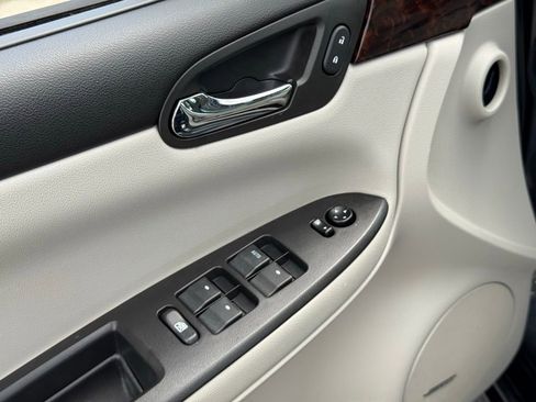 Used 2014 Chevrolet Impala LTZ image 20