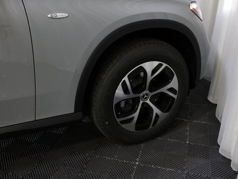 New 2025 Mercedes-Benz GLC 350e 4MATIC image 10