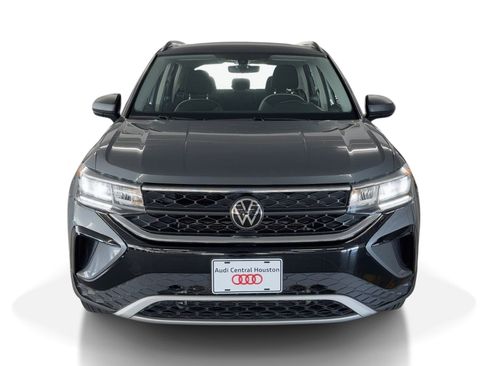 Used 2023 Volkswagen Taos S image 6