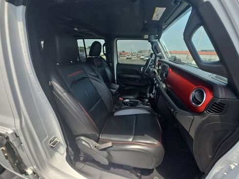 Used 2018 Jeep Wrangler Unlimited Rubicon AWD/4WD image 24