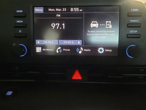 Used 2025 Hyundai Elantra Sport image 25