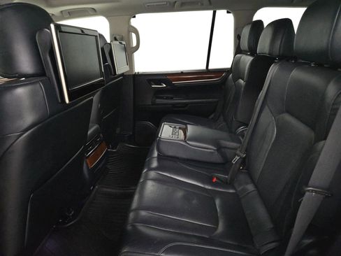 Used 2018 Lexus LX 570 4WD image 10