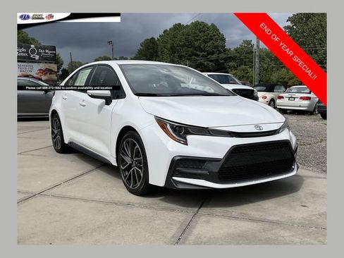 Used 2022 Toyota Corolla SE image 1