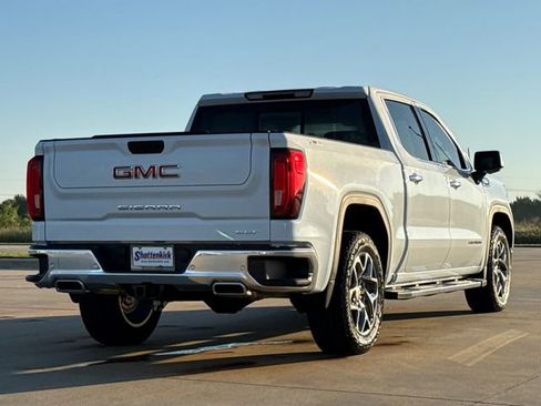 Used 2026 GMC Sierra 1500 SLT AWD/4WD image 10