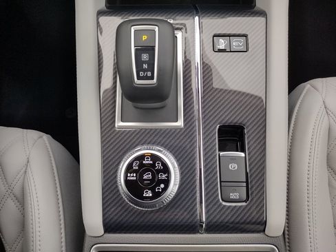 New 2025 Mitsubishi Outlander SEL image 22