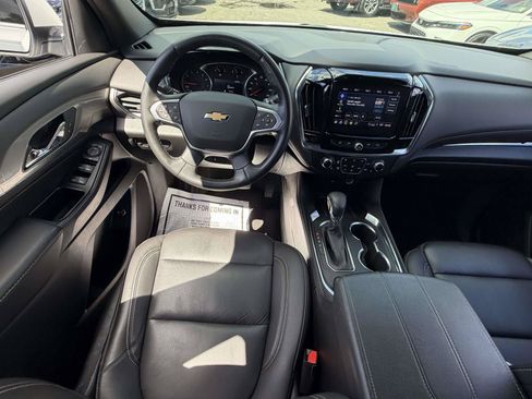 Certified 2023 Chevrolet Traverse LT AWD/4WD image 14