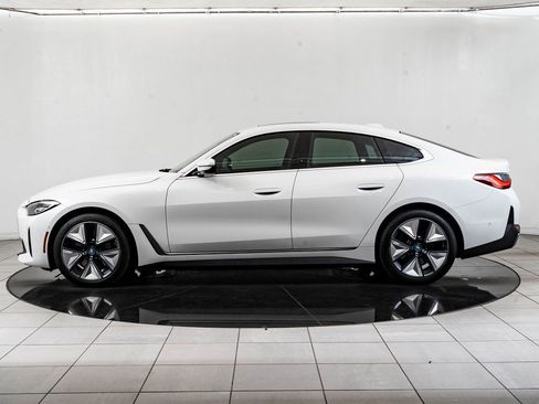 Used 2023 BMW i4 eDrive40 w/ Premium Package RWD image 5