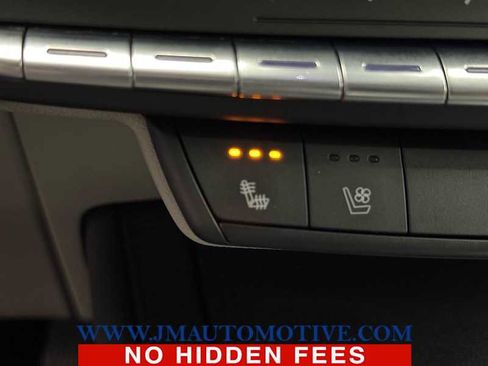 Used 2020 Cadillac XT4 Premium Luxury image 39