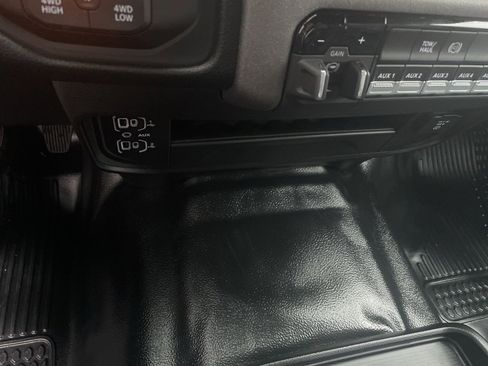 New 2026 RAM 2500 Tradesman w/ Chrome Appearance Group image 16