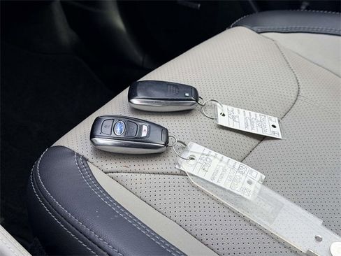 Used 2021 Subaru Forester Limited image 3