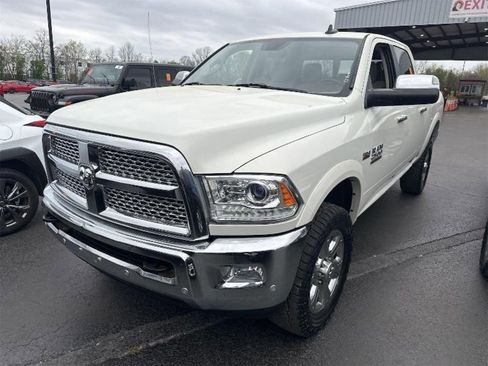 Used 2017 RAM 2500 Laramie image 2