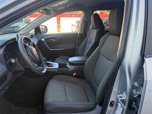 Used 2024 Toyota RAV4 XLE image 26