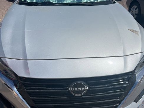 Used 2024 Nissan Altima 2.5 SV FWD image 10