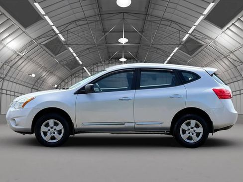 Used 2013 Nissan Rogue S AWD/4WD image 8