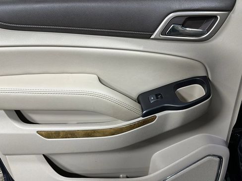 Used 2017 GMC Yukon XL Denali w/ Open Road Package image 12