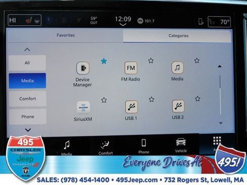 New 2026 Chrysler Pacifica Select image 27