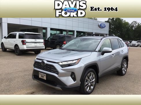 Used 2024 Toyota RAV4 Limited FWD image 1