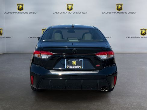 Used 2023 Toyota Corolla SE w/ SE Premium Package FWD image 4