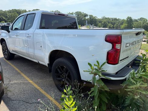 Used 2023 Chevrolet Silverado 1500 RST w/ Z71 Off-Road Package AWD/4WD image 4