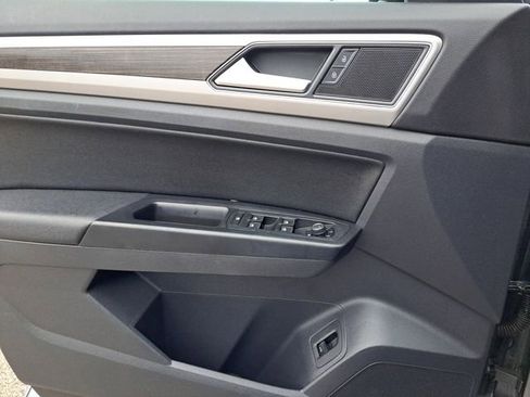 Used 2018 Volkswagen Atlas SEL image 18