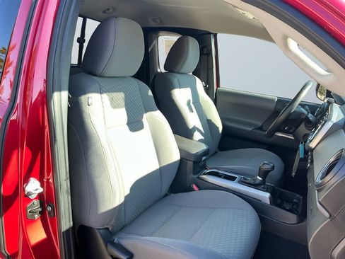 Used 2022 Toyota Tacoma SR5 image 16